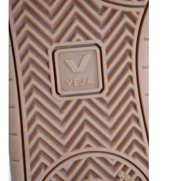 Veja Mens V-12 Sneakers - Extra White/Nautico/Gum Sole Size 43 - Picture 8 of 14